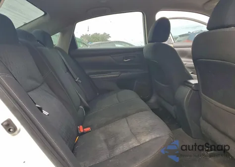 2017 Nissan Altima 2.5 z USA, uszkodzony, nr VIN 1N4AL3AP4HN353967